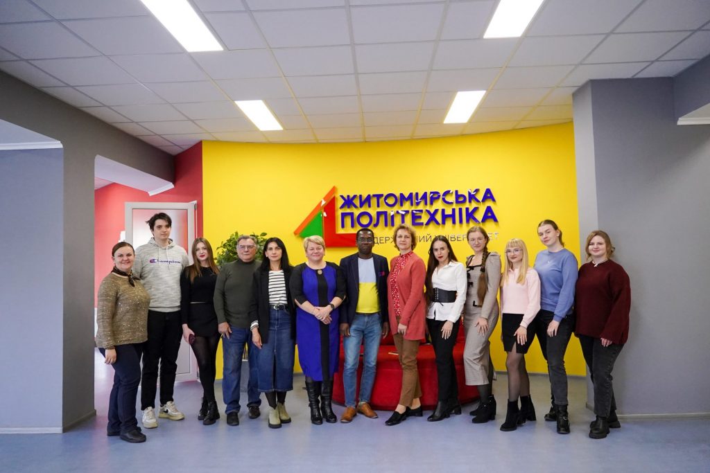Image for: Франкофонія у Житомирі: регіональний круглий стіл об’єднав освітян та громадських діячів